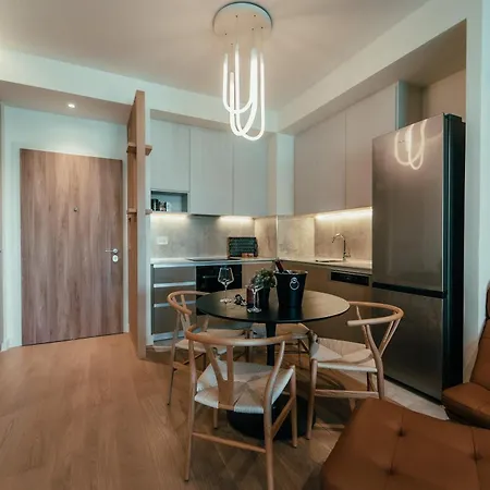 Waterfront Paradise Apartman *