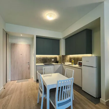 Waterfront Paradise Apartman *