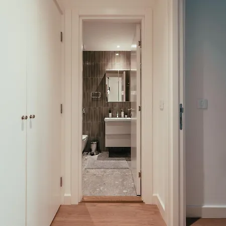 Waterfront Paradise Apartman *